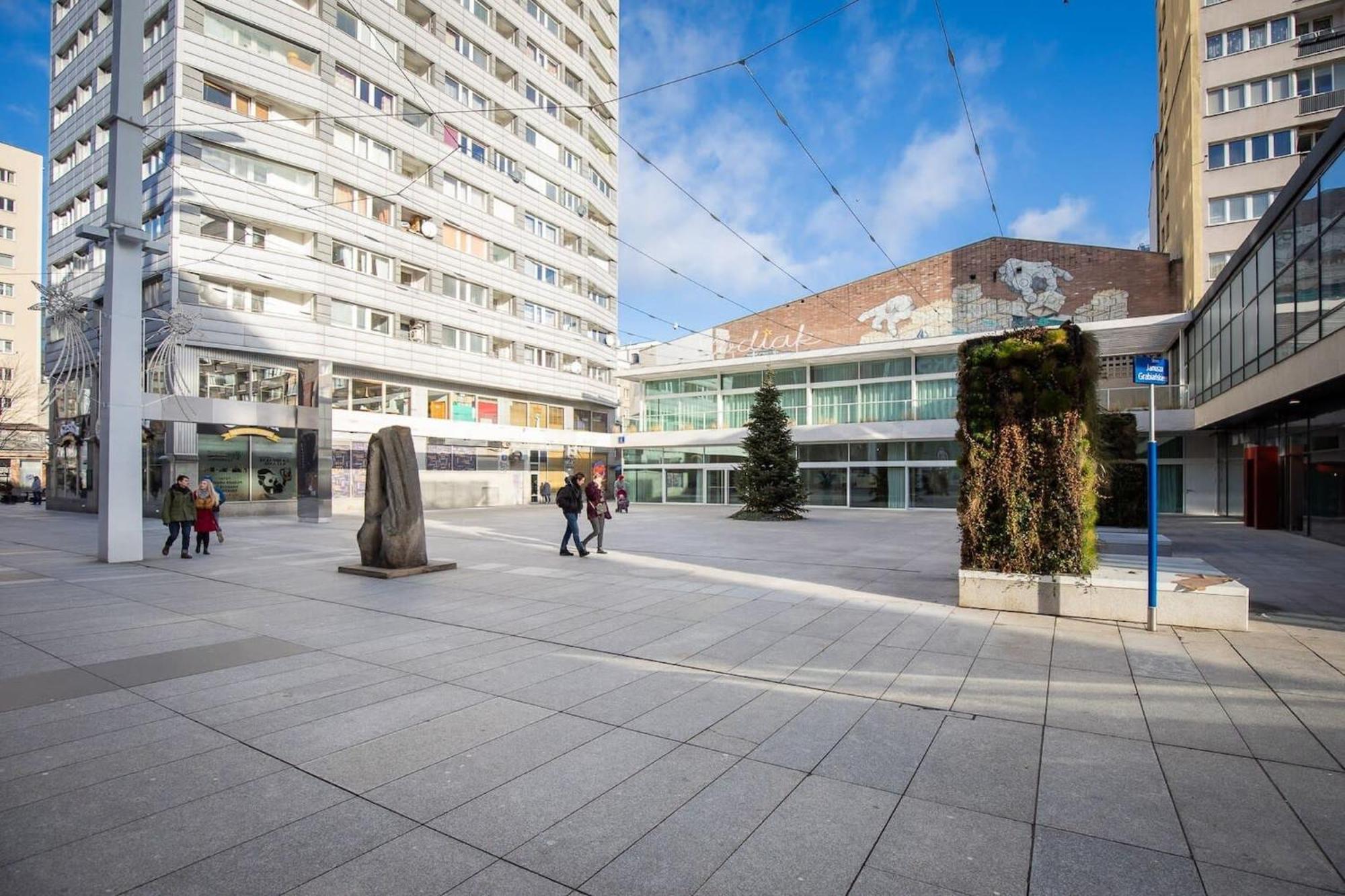 Chmielna 35 - View By Renters * Warszawa